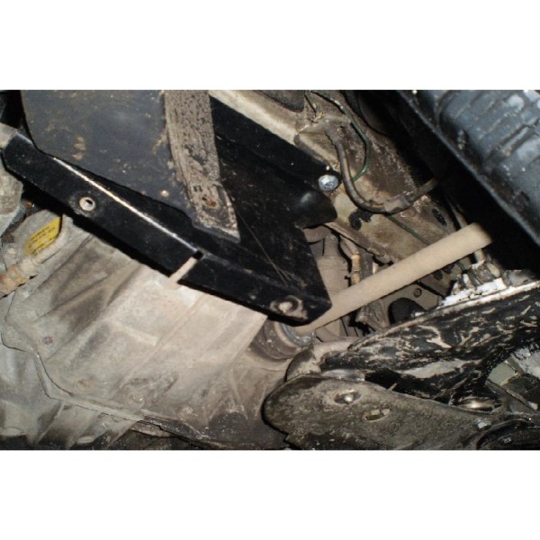 Захист двигуна, КПП, радіатора до авто Nissan Primastar 2001-2014 V-2,0 D (TM Kolchuga) Стандарт